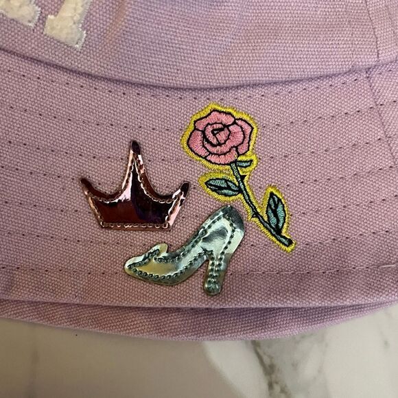 Disney Princess Dreamer Adult Bucket Hat NWT - Picture 5 of 6